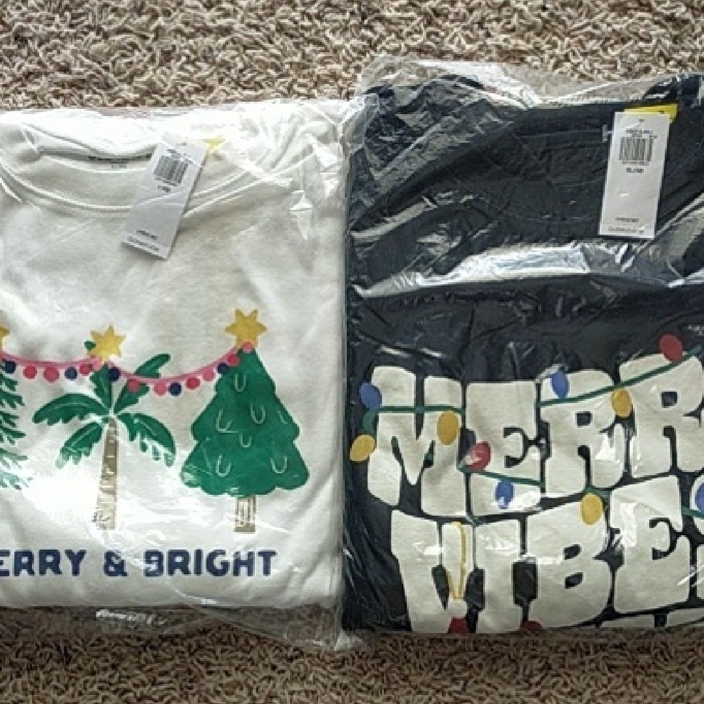 Old Navy Kids' Holiday Pajama set - White and Black NWT